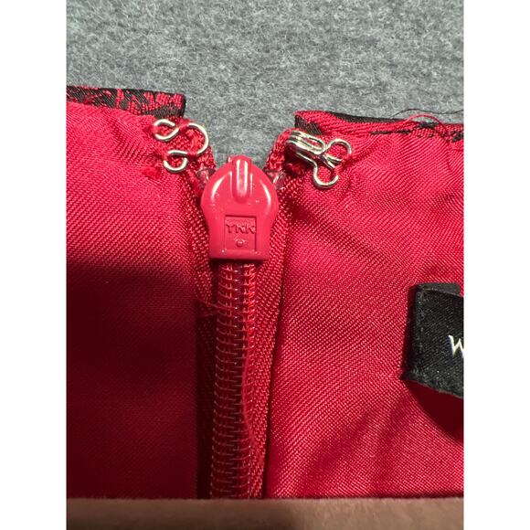 White House Black Market Red Rose Print Jacquard Fit & Flare Dress Size 2 $180 - Picture 11 of 15